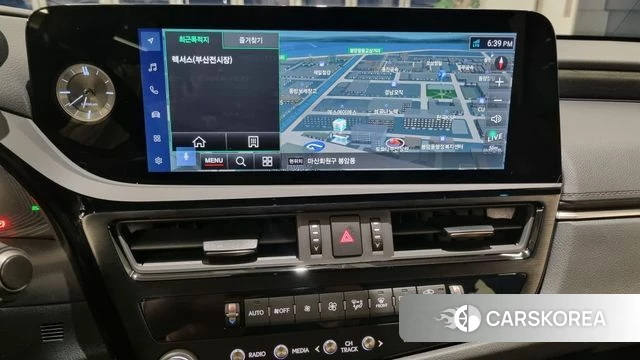 Lexus ES300h 7th generation 2023 Белый из Кореи, фото 4