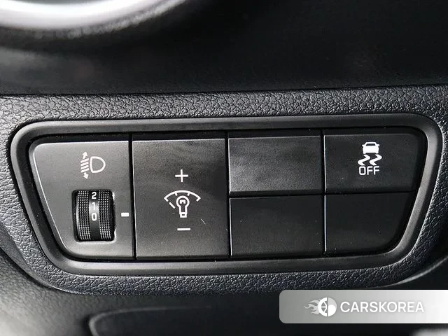 Kia The New K3 2nd generation 2021 Белый из Кореи, фото 4