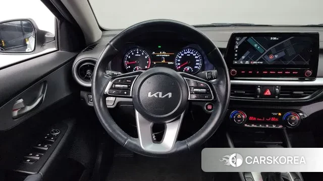 Kia The New K3 2nd generation 2021 Белый из Кореи, фото 4