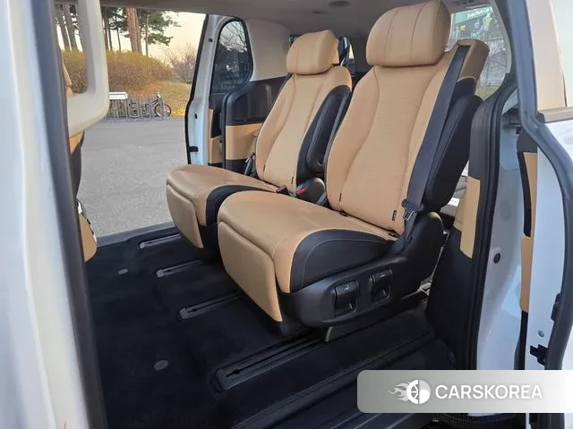 Kia Carnival 4th generation 2022 Белый из Кореи, фото 4