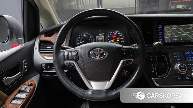 Toyota Sienna 2018 Белый из Кореи, фото 4
