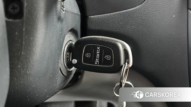 Hyundai Grand Starex 2018 Серебряный из Кореи, фото 4
