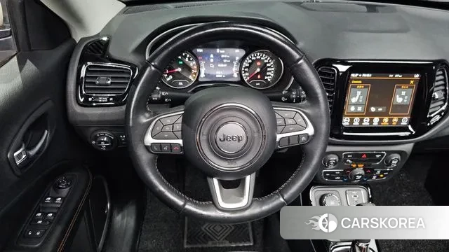 Jeep Compass 2nd Generation 2019 Белый из Кореи, фото 4