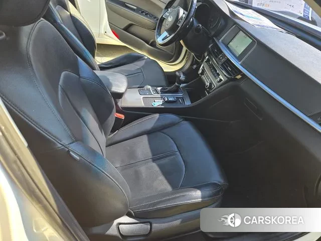 Kia K5 second generation 2018 Жемчужный цвет из Кореи, фото 4