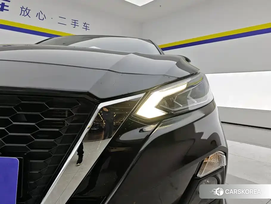 Nissan Altima 2023 Черный из Китая, фото 4