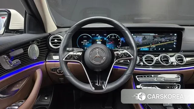 Mercedes-Benz E-Class W213 2023 Белый из Кореи, фото 4