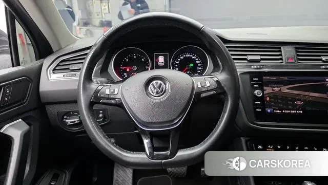 Volkswagen Tiguan second Generation 2018 Серый из Кореи, фото 4