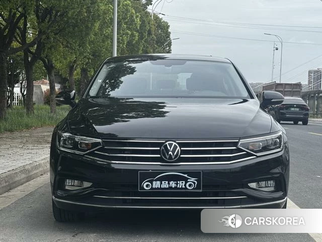 Volkswagen Magotan 2022 Черный из Китая, фото 4
