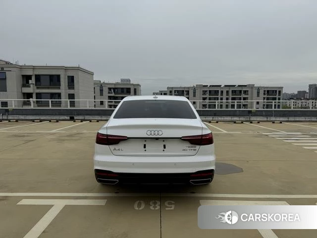 Audi A4L 2024 Белый из Китая, фото 4