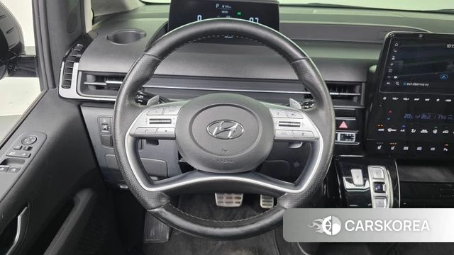 Hyundai Staria 2023 Серый из Кореи, фото 4