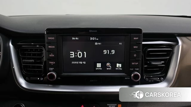 Kia Stonic 2019 Белый из Кореи, фото 4