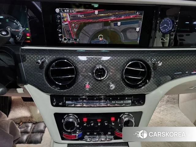 Rolls-Royce Ghost 2nd Generation 2022 Песочный из Кореи, фото 4