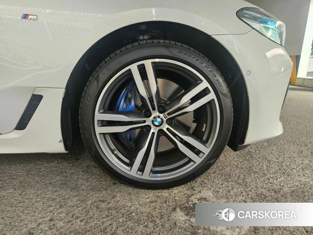 BMW 6 Series GT (G32) 2023 Белый из Кореи, фото 4