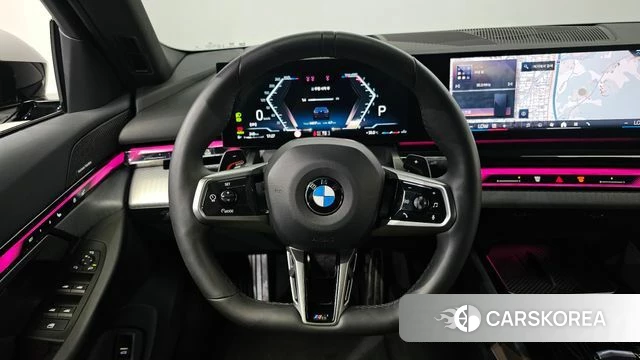 BMW 5 Series (G60) 2025 Черный из Кореи, фото 4
