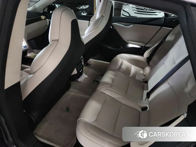 Tesla Model S 2018 Черный из Кореи, фото 4