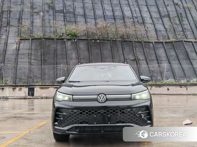 Volkswagen Tiguan L 2026 Черный из Китая, фото 4