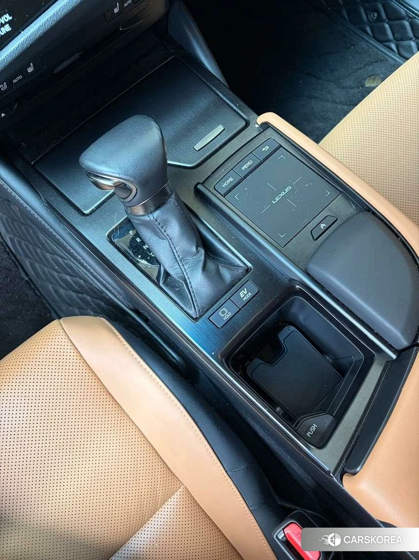 Lexus ES 2021 Серебристо-серый из Китая, фото 4