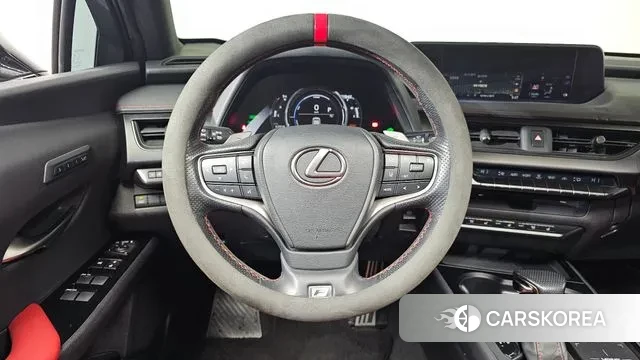 Lexus UX250h 2021 Серебряный из Кореи, фото 4