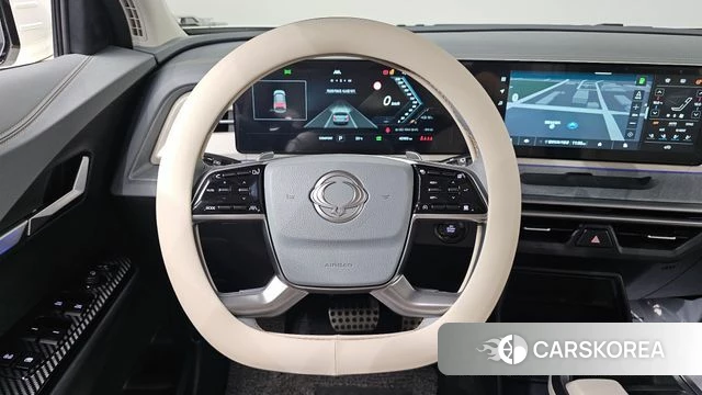 Ssangyong Torres EVX 2024 Белый из Кореи, фото 4