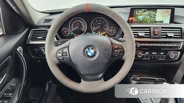 BMW 3 Series (F30) 2018 Белый из Кореи, фото 4