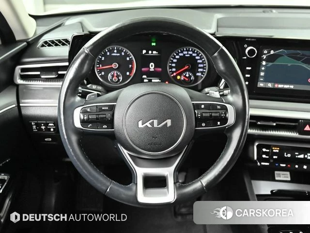 Kia K5 3rd generation 2023 Белый из Кореи, фото 4
