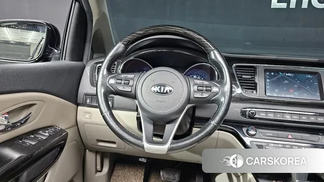 Kia The New Carnival 2018 Черный из Кореи, фото 4
