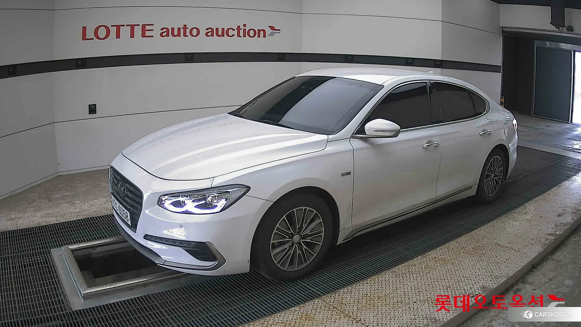 Hyundai Granger Hybrid 2019 White cream (optional) из Кореи, фото 4