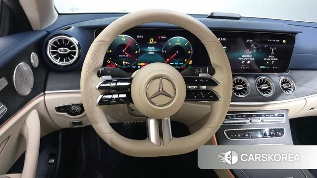 Mercedes-Benz E-Class W213 2022 Белый из Кореи, фото 4