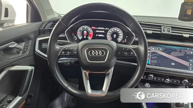 Audi Q3 (F3) 2020 Белый из Кореи, фото 4