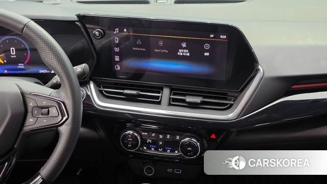 Chevrolet (GM Daewoo) Trax Crossover 2024 Белый из Кореи, фото 4