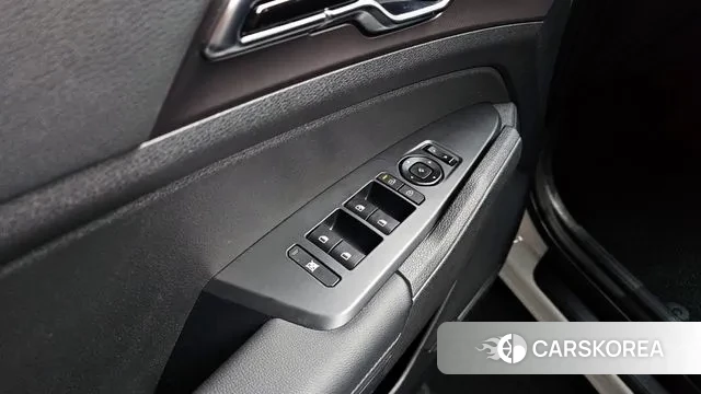 Kia The New Sportage 5th Generation Hybrid 2025 Белый из Кореи, фото 4