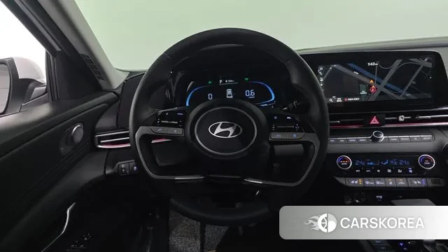 Hyundai The New Avante (CN7) 2024 Белый из Кореи, фото 4