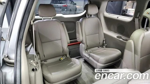 Kia The New Carnival 2018 Серебряный из Кореи, фото 4