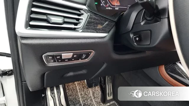 BMW X7 (G07) 2021 Белый из Кореи, фото 4