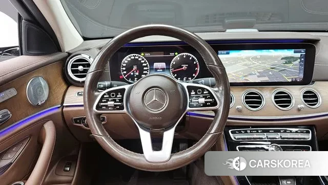 Mercedes-Benz E-Class W213 2018 Белый из Кореи, фото 4