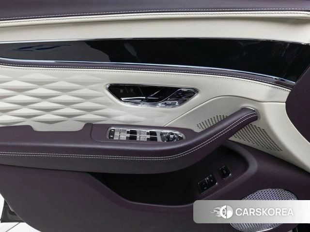 Bentley Flying Spur 3rd Generation 2024 Фиолетовый из Кореи, фото 4