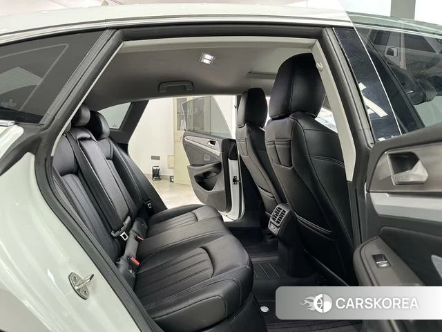 Volkswagen Lingdu 2024 Белый из Китая, фото 4