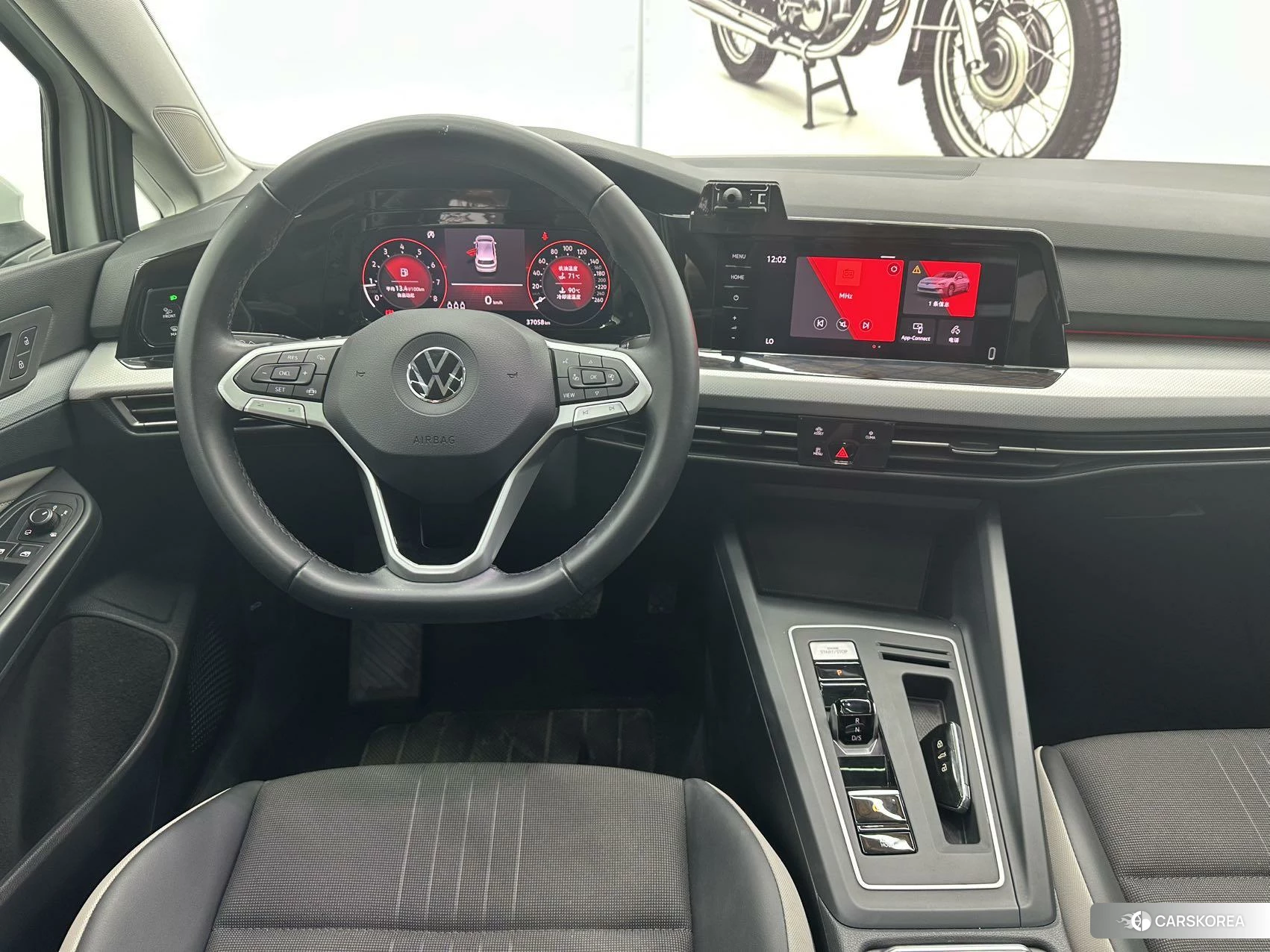 Volkswagen Golf 2020 Белый из Китая, фото 4