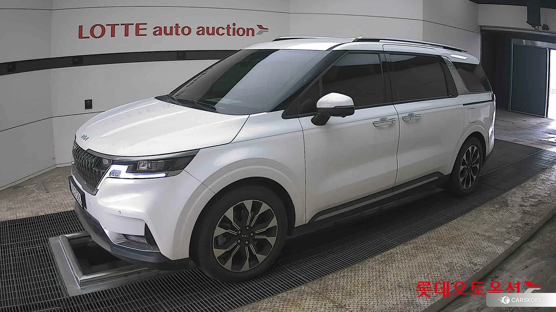 Kia Carnival 2022 Белый из Кореи, фото 4