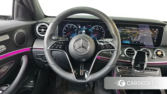 Mercedes-Benz E-Class W213 2022 Белый из Кореи, фото 4