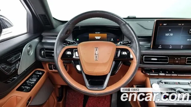 Lincoln Aviator 2nd generation 2021 Белый из Кореи, фото 4