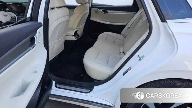 Hyundai The New Grandeur IG Hybrid 2022 Белый из Кореи, фото 4