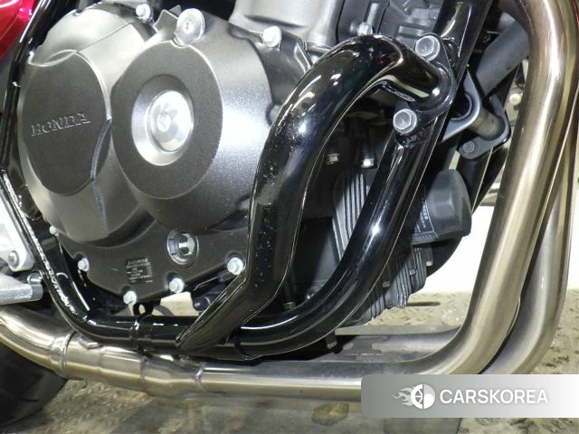 Проданный Honda CB400SF BOLDOR ABS 2024 из Японии