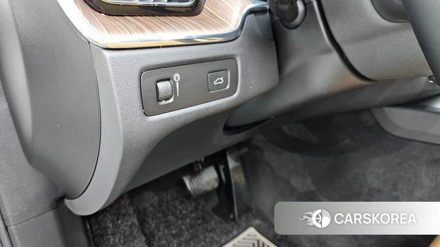 Volvo XC60 second Generation 2022 Белый из Кореи, фото 4