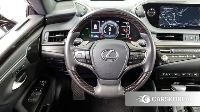 Lexus ES300h 7th generation 2020 Черный из Кореи, фото 4