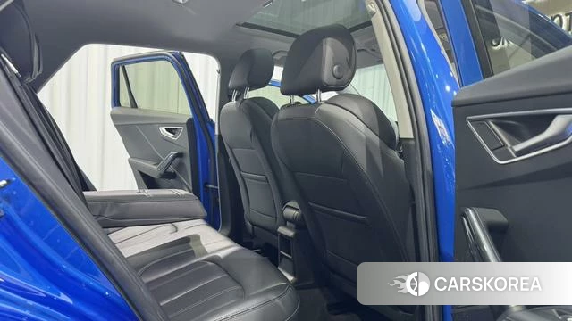 Audi Q2L 2022 Синий из Китая, фото 4