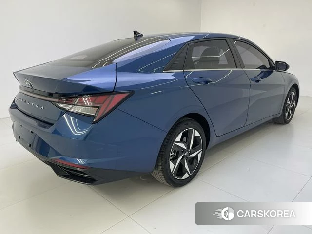 Hyundai Elantra 2022 Синий из Китая, фото 4