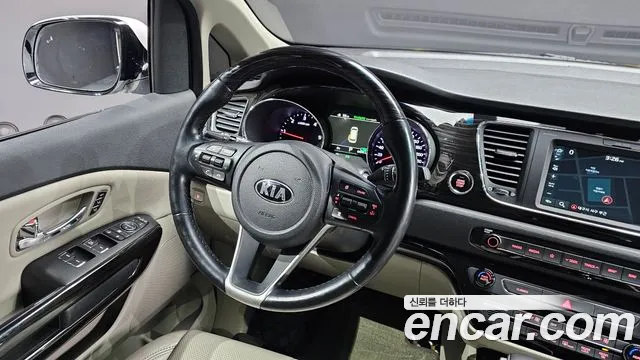 Kia The New Carnival id 2448559 из Кореи 4