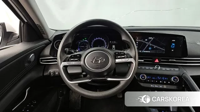 Hyundai Avante Hybrid (CN7) 2022 Белый из Кореи, фото 4