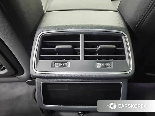 Audi A6 (C8) 2021 Серебристо-серый из Кореи, фото 4